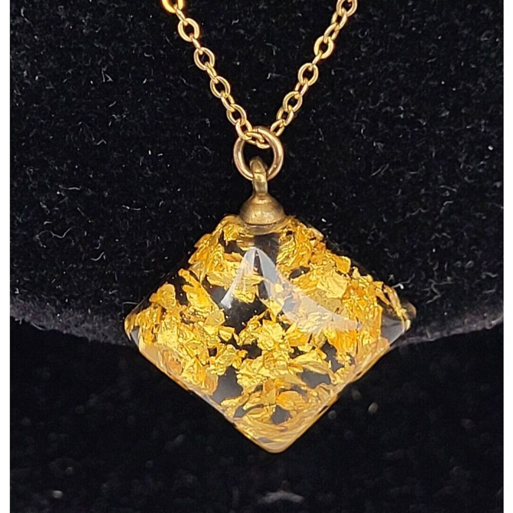 12k Gold Fill Square Resin Gold Flake Pendant Necklace 18 in